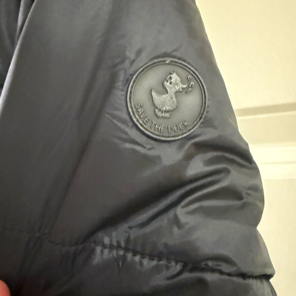 Save the Duck REVERSIBLE FAUX FUR JACKET MOD. BRIDGET IN BLACK - Picture 6 of 13